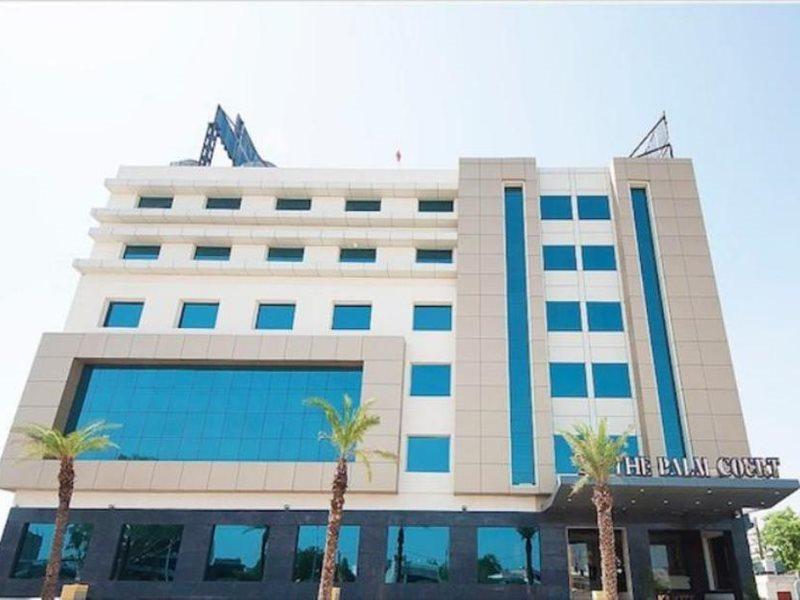 The Palm Court Hotel Ludhiana Eksteriør billede