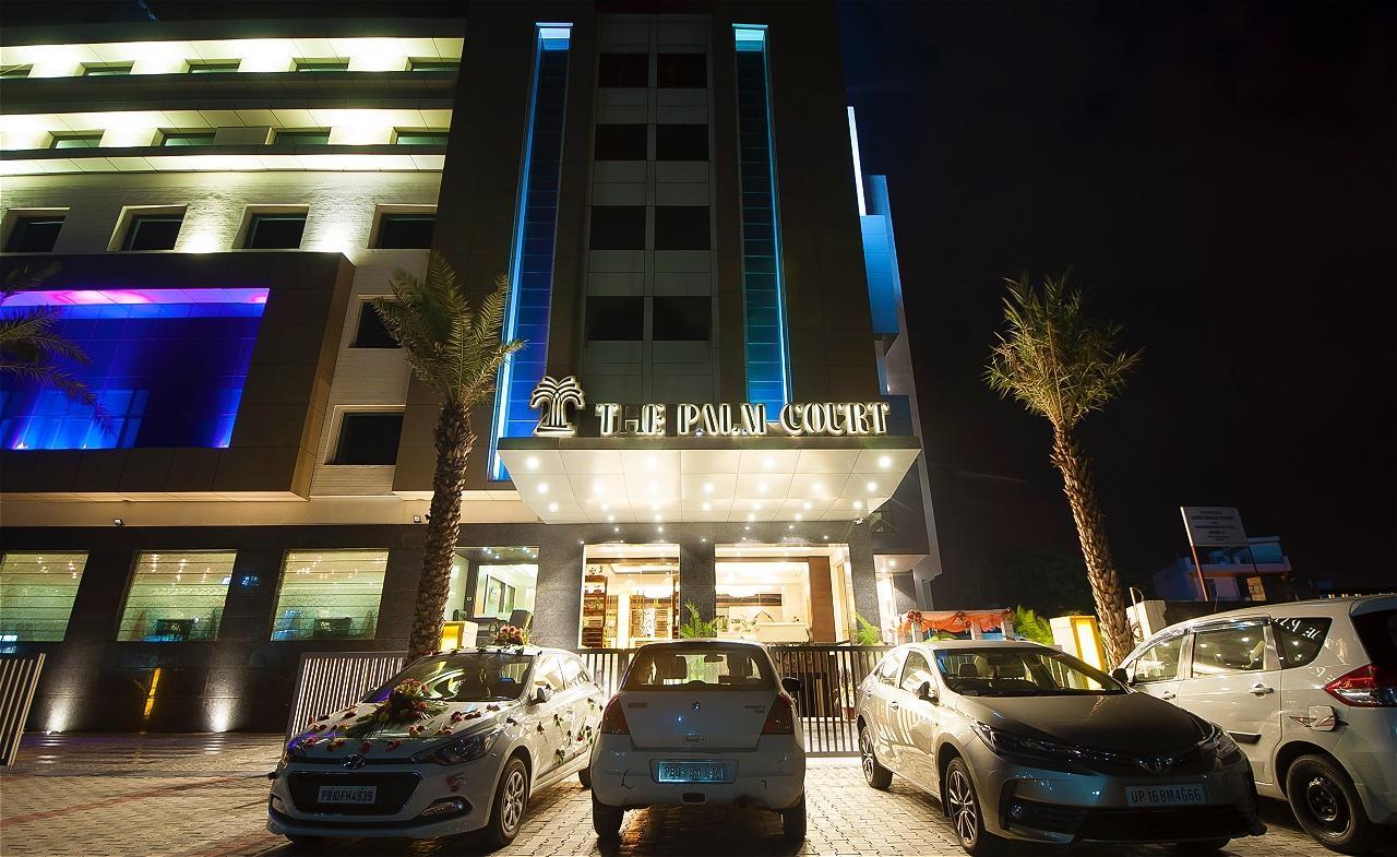The Palm Court Hotel Ludhiana Eksteriør billede
